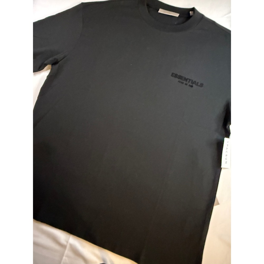 Fear of God Essentials Logo T-Shirt Black Mens Large NWT Short Sleeve Tee